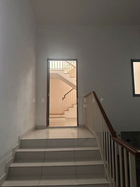 Terraced House for Rent in Damansara Perdana (Selangor) - Kaveldeep Singh - Interior - PropertyGuru.com.my