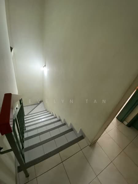 2-storey Terraced House for Rent in USJ 1, Taman Subang Permai (Subang Jaya) - Evelyn Tan - Corridor - PropertyGuru.com.my
