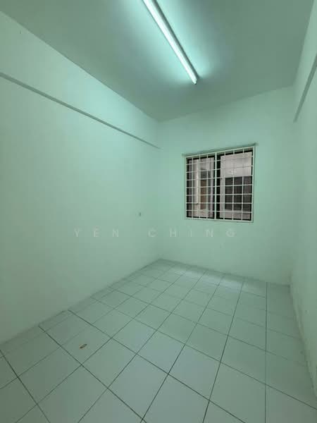 Apartment for Sale at Ixora - Yen Ching - Interior - PropertyGuru.com.my