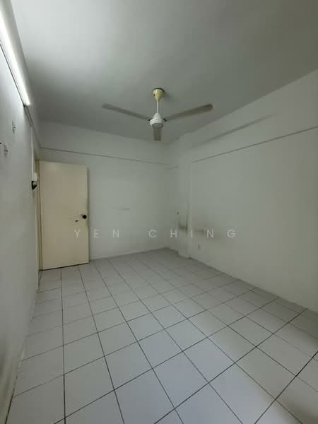 Apartment for Sale at Ixora - Yen Ching - Interior - PropertyGuru.com.my