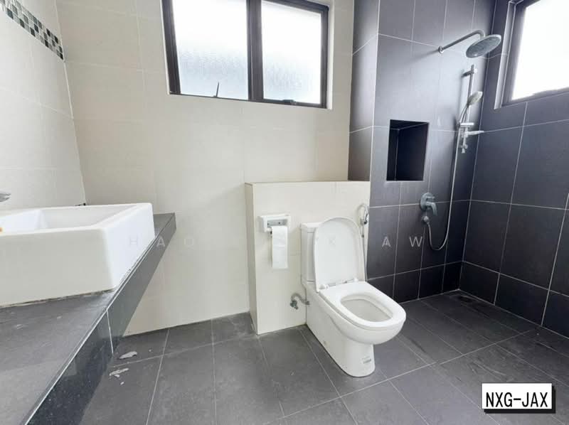 Setia Utama 1 (SERRATA SEMI-D) untuk Untuk Dijual - RM 1,250,000, Apr 2026 - Bathroom - PropertyGuru.com.my