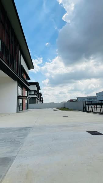 Kilang untuk Disewa di Sungai Buloh (Selangor) - Tony Cham - Exterior - PropertyGuru.com.my