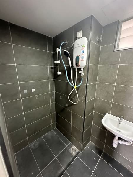 Service Residence for Rent at Midas @ Seri Alam - ALEX TAN - Bathroom - PropertyGuru.com.my