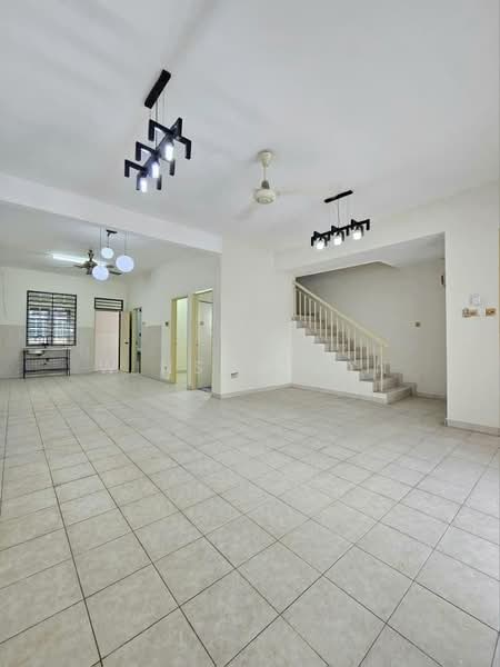 2-storey Terraced House for Sale in Taman Desa Tebrau (Tebrau) - Winson Tan - Living Room - PropertyGuru.com.my