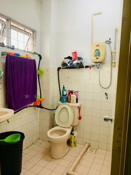 2-storey Terraced House for Sale in Seksyen 5 Wangsa Maju (Wangsa Maju) - Welson Moo - Bathroom - PropertyGuru.com.my