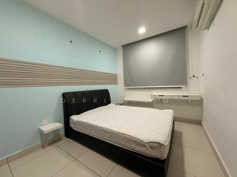 Service Residence for Sale at KSL Residence @ Daya - Derrick Lim - Bedroom - PropertyGuru.com.my