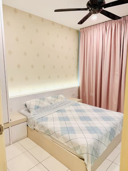 i-Santorini untuk Untuk Disewa - RM 2,500 /bulan, Apr 2026 - Bedroom - PropertyGuru.com.my