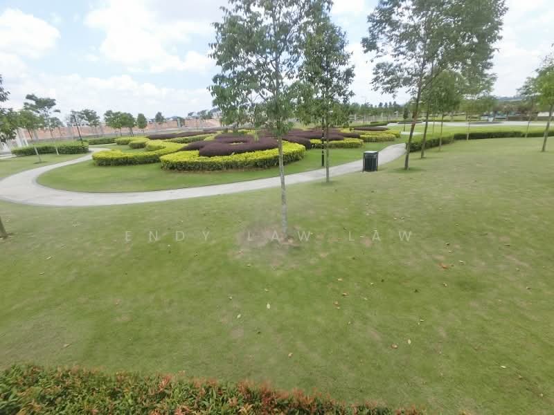 Cluster House for Sale in Iskandar Puteri (Nusajaya) (Johor) - Endy Law Law - Garden - PropertyGuru.com.my