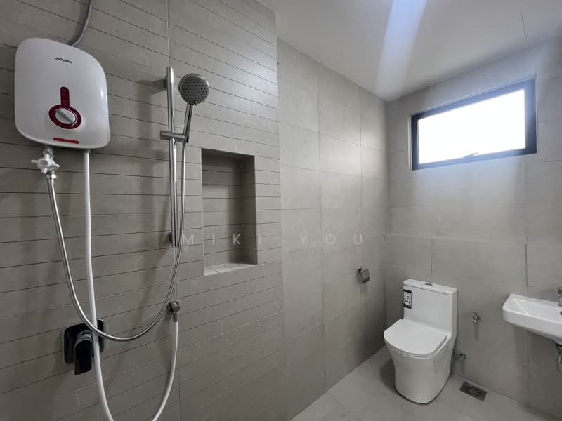 2-storey Terraced House for Rent in Telok Panglima Garang (Selangor) - Miki You - Bathroom - PropertyGuru.com.my