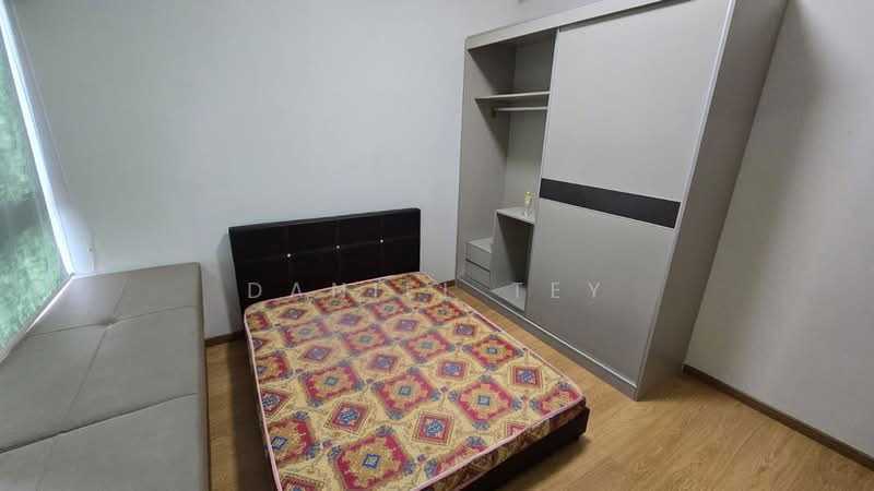 Condominium for Rent at Amberside @ Country Garden Danga Bay - Daniel Tey - Bedroom - PropertyGuru.com.my