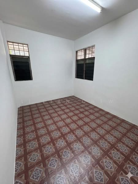 Flat for Sale at Rumah Pangsa Akasia - Li Lian Chew - Interior - PropertyGuru.com.my