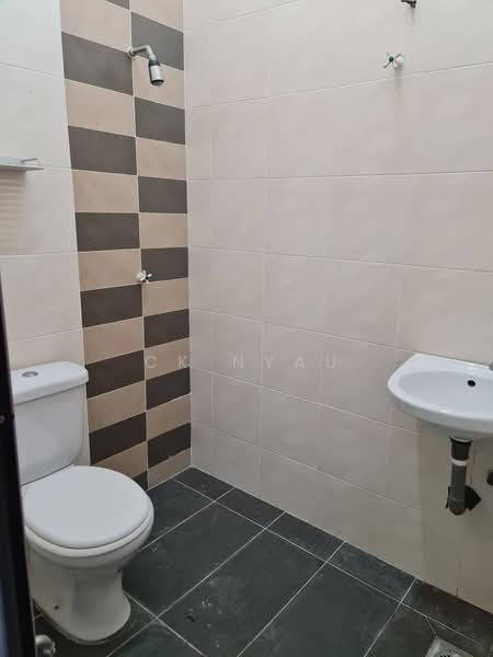 1-storey Terraced House for Sale in Ipoh (Perak) - Ck Nyau - Bathroom - PropertyGuru.com.my