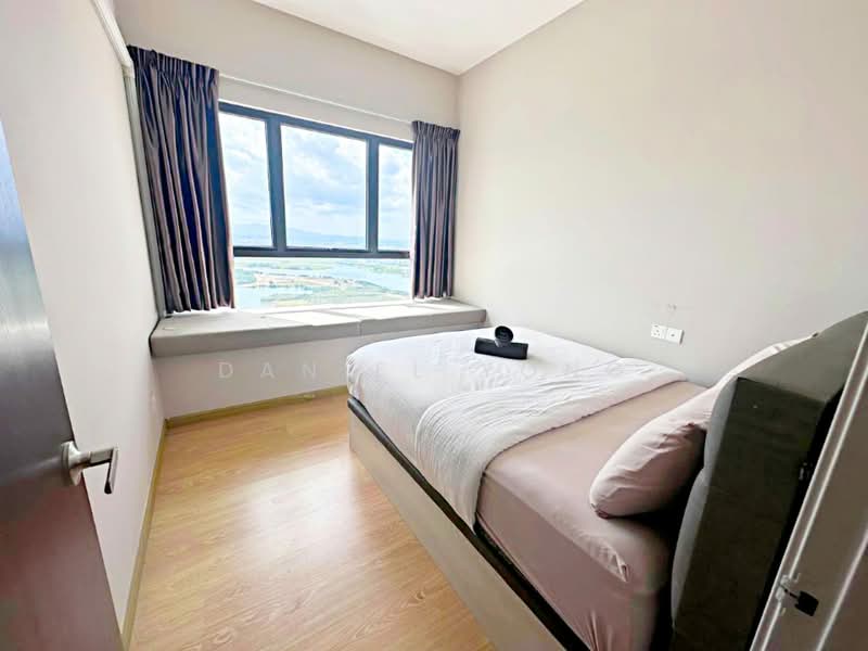 Kondominium untuk Dijual di Royal Strand @ Country Garden Danga Bay - Daniel Yong - Bedroom - PropertyGuru.com.my