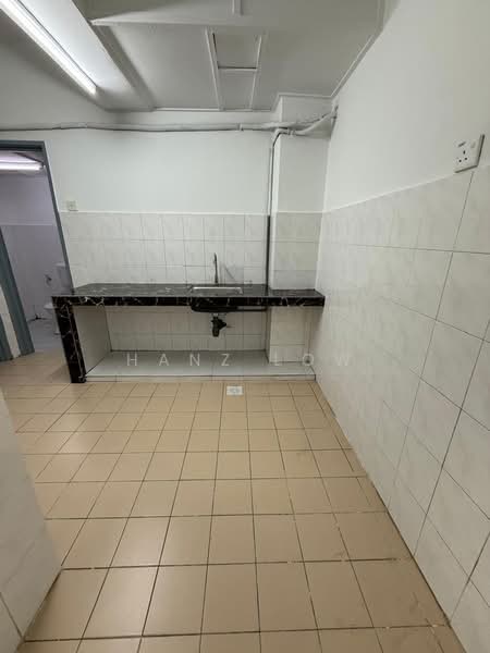 Apartment for Rent at Vista Prima - Hanz Low - Kitchen - PropertyGuru.com.my