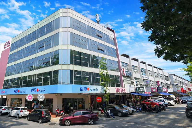 Shop for Sale in Lake Fields (Sungai Besi) - Jess Seah - Exterior - PropertyGuru.com.my