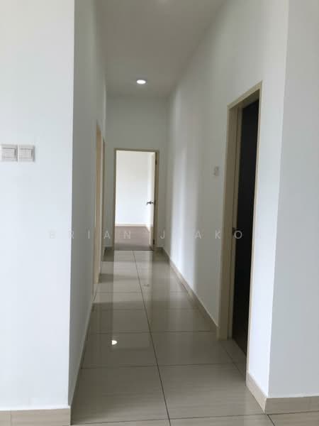 Condominium for Sale at Damansara Foresta - Brian JiaKok - Corridor - PropertyGuru.com.my