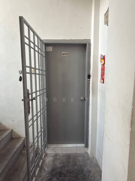 Condominium for Sale at Summer Park Townhouse @ Seri Alam - Marcus Tey - Entrance - PropertyGuru.com.my