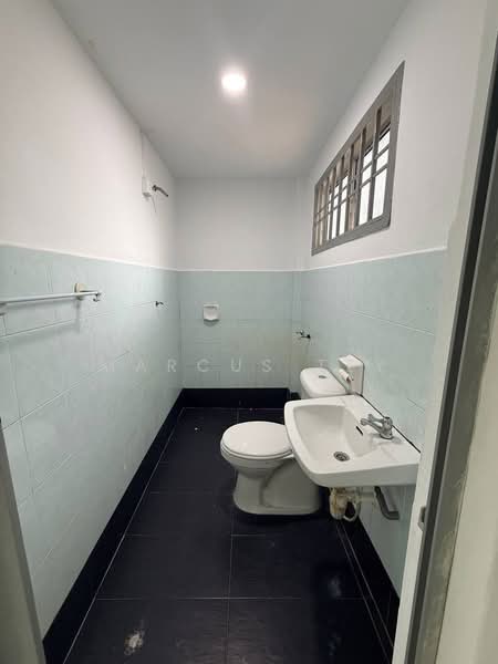 Condominium for Sale at Summer Park Townhouse @ Seri Alam - Marcus Tey - Bathroom - PropertyGuru.com.my