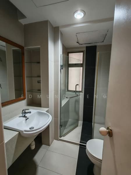 Kondominium untuk Disewa di Almaspuri - Edmund Heng - Bathroom - PropertyGuru.com.my