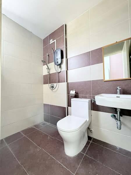 Cluster House for Sale in Iskandar Puteri (Nusajaya) (Johor) - Jong Chen - Bathroom - PropertyGuru.com.my