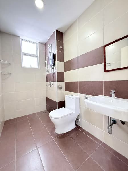 Cluster House for Sale in Iskandar Puteri (Nusajaya) (Johor) - Jong Chen - Bathroom - PropertyGuru.com.my