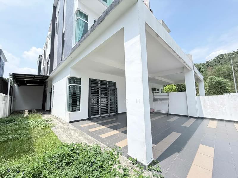 Cluster House for Sale in Iskandar Puteri (Nusajaya) (Johor) - Jong Chen - Exterior - PropertyGuru.com.my