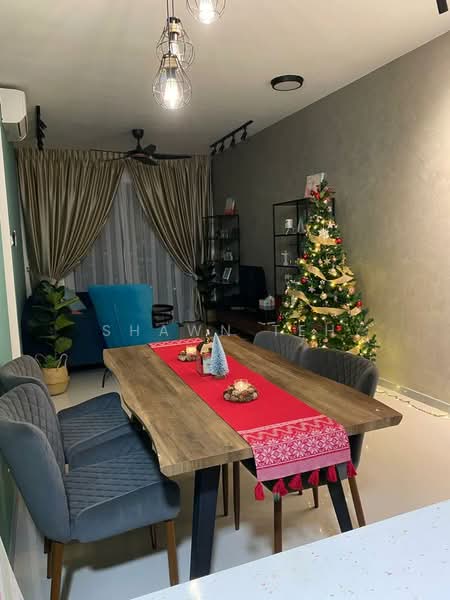 Service Residence for Sale at United Point (Residensi Berpadu) - Shawn Teh - Living Room - PropertyGuru.com.my