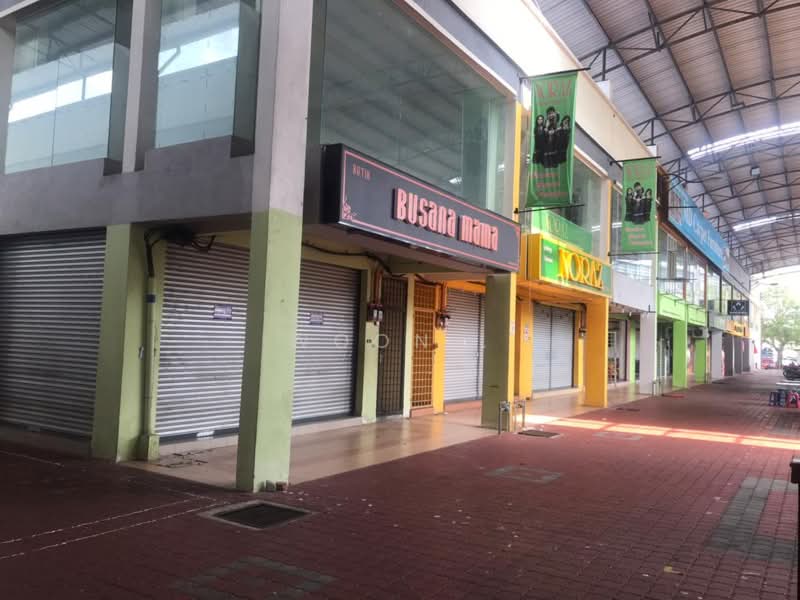Kedai untuk Disewa di Ayer Keroh (Melaka) - Woon . - Exterior - PropertyGuru.com.my
