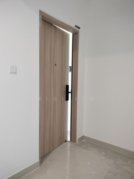 Service Residence for Sale at Aradia Residence @ Lake City KL North - MiQi Lim - Entrance - PropertyGuru.com.my