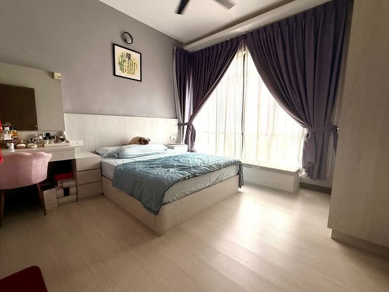 Service Residence for Sale at D'Secret Garden (Pangsapuri Kempas Indah) - Angel Lim - Bedroom - PropertyGuru.com.my