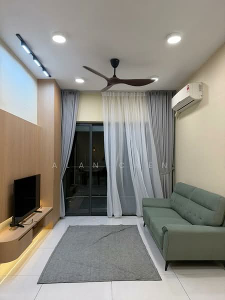 Bay Point @ Country Garden Danga Bay untuk Untuk Dijual - RM 538,000, Apr 2026 - Living Room - PropertyGuru.com.my