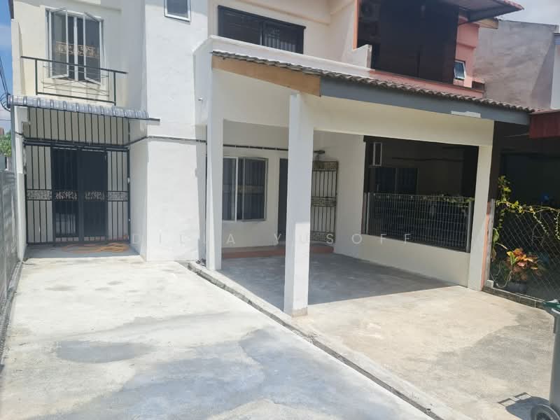Terraced House for Sale in Taman Pinggiran Senawang (Sungai Gadut) - DILLA YUSOFF - Exterior - PropertyGuru.com.my