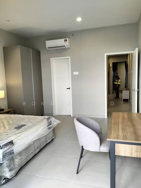 Dorsett Waterfront Subang untuk Untuk Dijual - RM 412,800, Apr 2026 - Bedroom - PropertyGuru.com.my