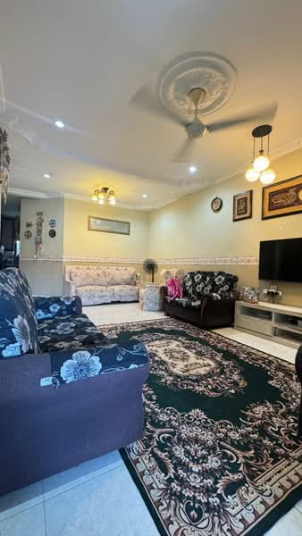 Single Storey Semi D Taman Tasek Permai untuk Untuk Dijual - RM 440,000, Apr 2026 - Living Room - PropertyGuru.com.my