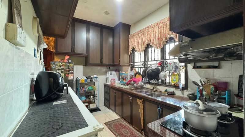 Single Storey Semi D Taman Tasek Permai untuk Untuk Dijual - RM 440,000, Apr 2026 - Kitchen - PropertyGuru.com.my