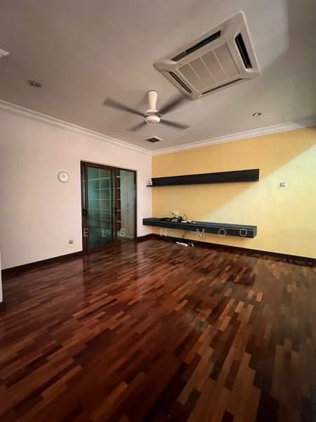 Semi-Detached House for Sale in Ukay Perdana (Ulu Kelang) - Welson Moo - Living Room - PropertyGuru.com.my