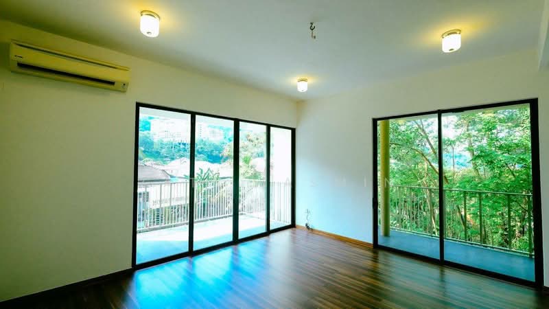 Rumah Berkembar untuk Dijual di Ukay Perdana (Ulu Kelang) - Zaty Jasmin - Balcony - PropertyGuru.com.my