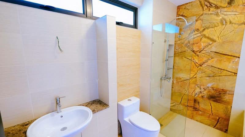 Rumah Berkembar untuk Dijual di Ukay Perdana (Ulu Kelang) - Zaty Jasmin - Bathroom - PropertyGuru.com.my