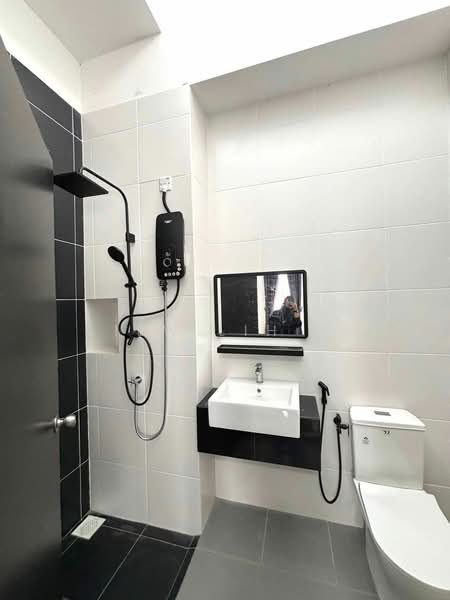 2-storey Terraced House for Rent in Iskandar Puteri (Nusajaya) (Johor) - Liew Lih Yi - Bathroom - PropertyGuru.com.my