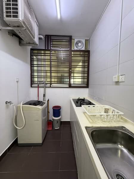 Service Residence for Rent at D'Tasek Residences (Tasek Impian) - Amanda Moi - Kitchen - PropertyGuru.com.my