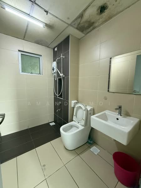Service Residence for Rent at D'Tasek Residences (Tasek Impian) - Amanda Moi - Bathroom - PropertyGuru.com.my