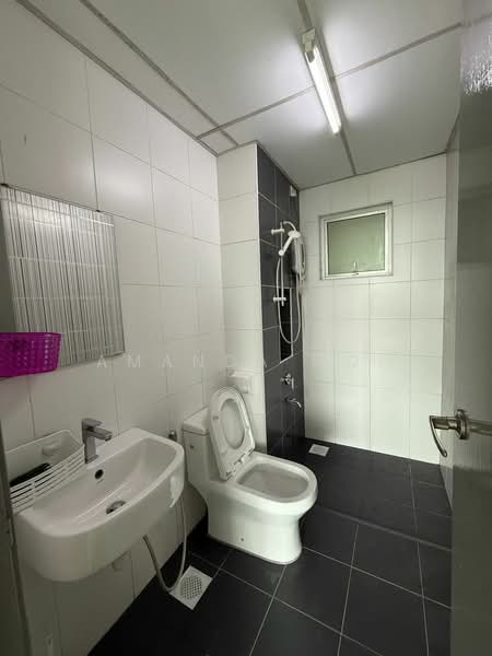 Service Residence for Rent at D'Tasek Residences (Tasek Impian) - Amanda Moi - Bathroom - PropertyGuru.com.my