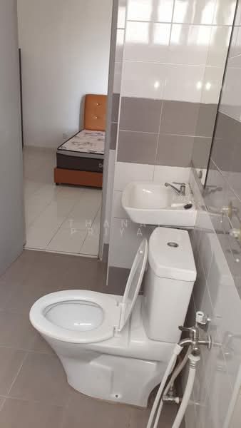Menara Rajawali untuk Untuk Disewa - RM 2,500 /bulan, Apr 2026 - Bathroom - PropertyGuru.com.my