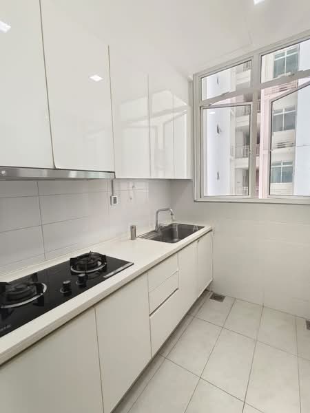 Service Residence for Sale at Paragon Residences @ Straits View - June Tan - Kitchen - PropertyGuru.com.my