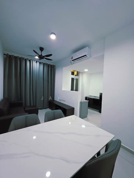 Midas @ Seri Alam untuk Untuk Disewa - RM 1,500 /bulan, Apr 2026 - Living Room - PropertyGuru.com.my