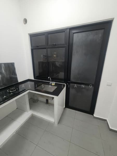 Terraced House for Rent in Johor Bahru (Johor) - Alisa Liang - Kitchen - PropertyGuru.com.my