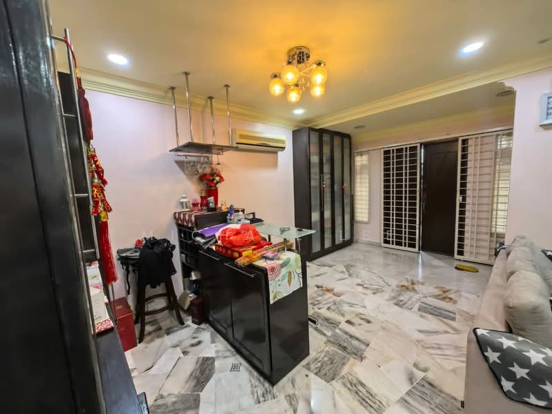2-storey Terraced House for Rent in Taman Meru Selatan (Klang) - Michael Lee - Living Room - PropertyGuru.com.my