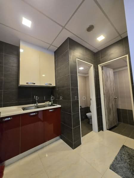 Office for Sale in Bandar Damansara Perdana (Damansara Perdana) - Dior Toh - Kitchen - PropertyGuru.com.my