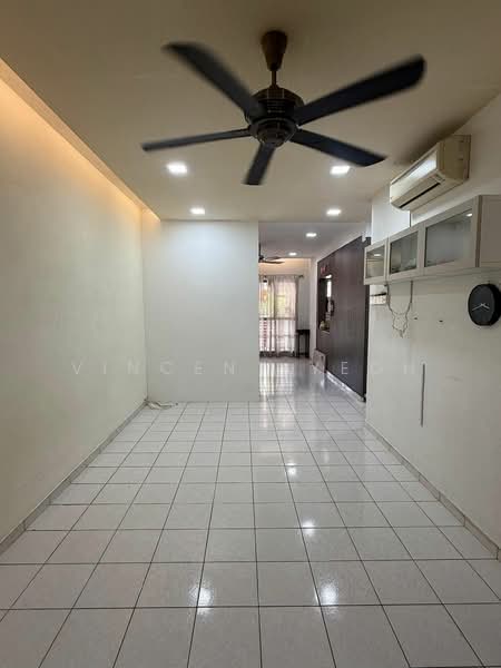 Townhouse for Sale in Batu Caves (Selangor) - Vincent Yeoh - Living Room - PropertyGuru.com.my