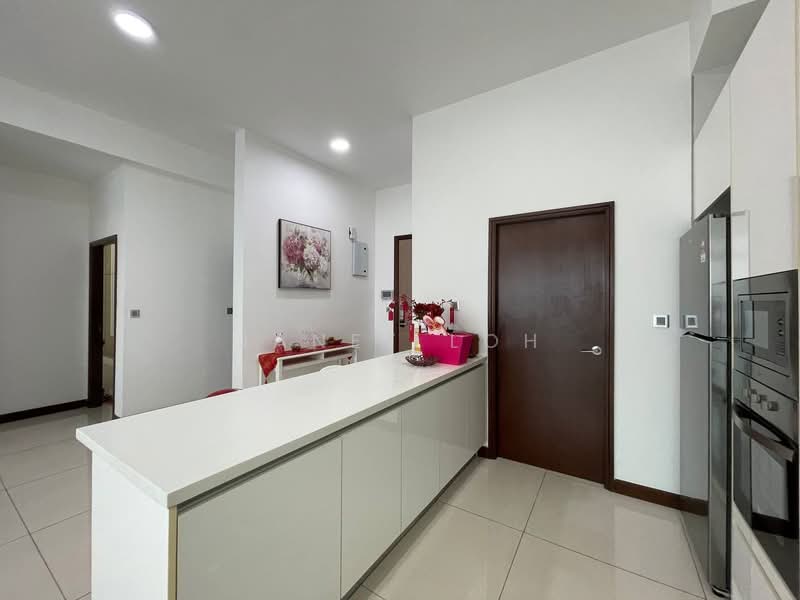 Paragon Residences @ Straits View untuk Untuk Dijual - RM 979,000, Apr 2026 - Kitchen - PropertyGuru.com.my